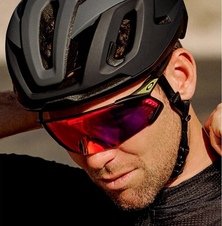 Tour de france Special Collection Let years of dedication do the talking with the Tour de France Velo Kato™.