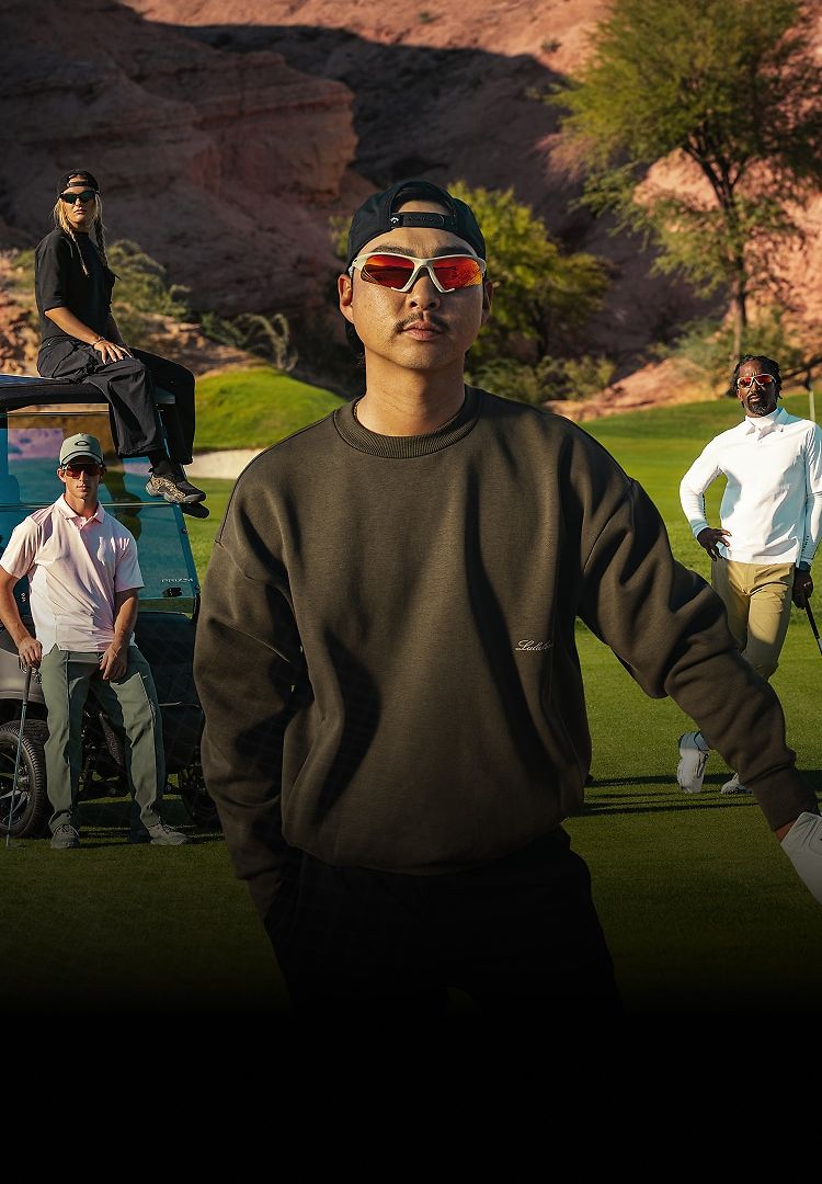 A NEW COURSE IS CALLING L'ÉQUIPE OAKLEY PORTANT LA COLLECTION GOLF