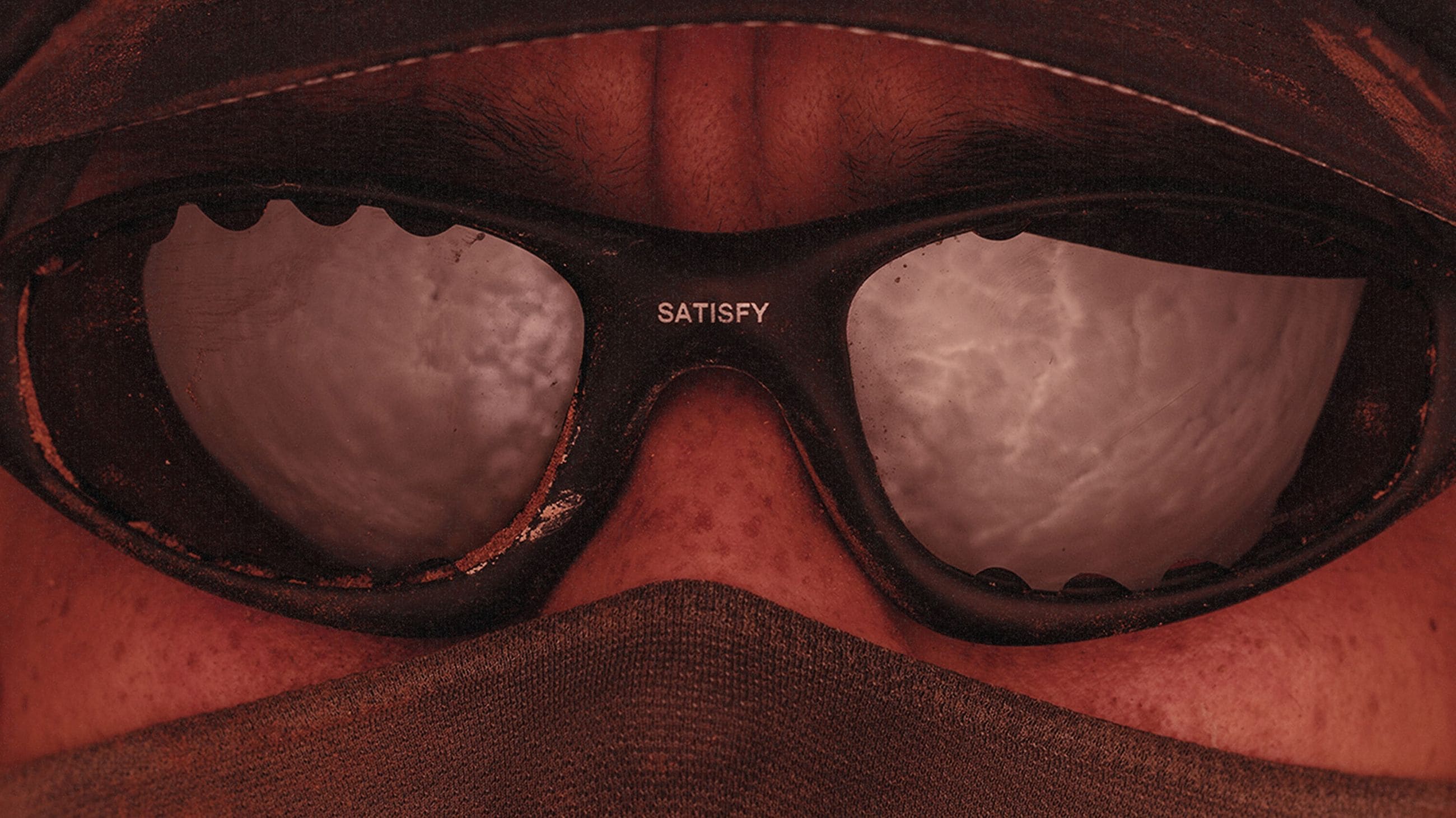 OAKLEY × SATISFY IS BACK