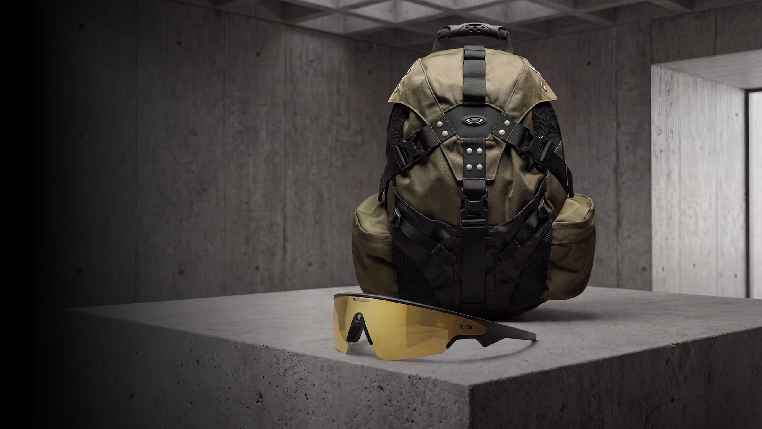 BUY OAKLEY META
</br>TO UNLOCK 20% OFF
