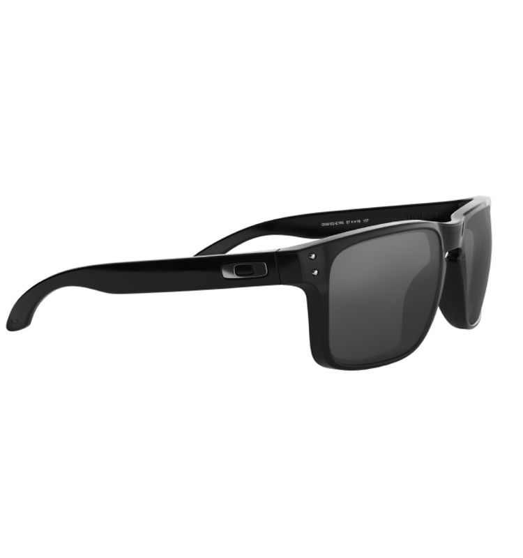 O MATTER™   Engineered for Oakley to provide improved strength and flexibility over traditional acetate.